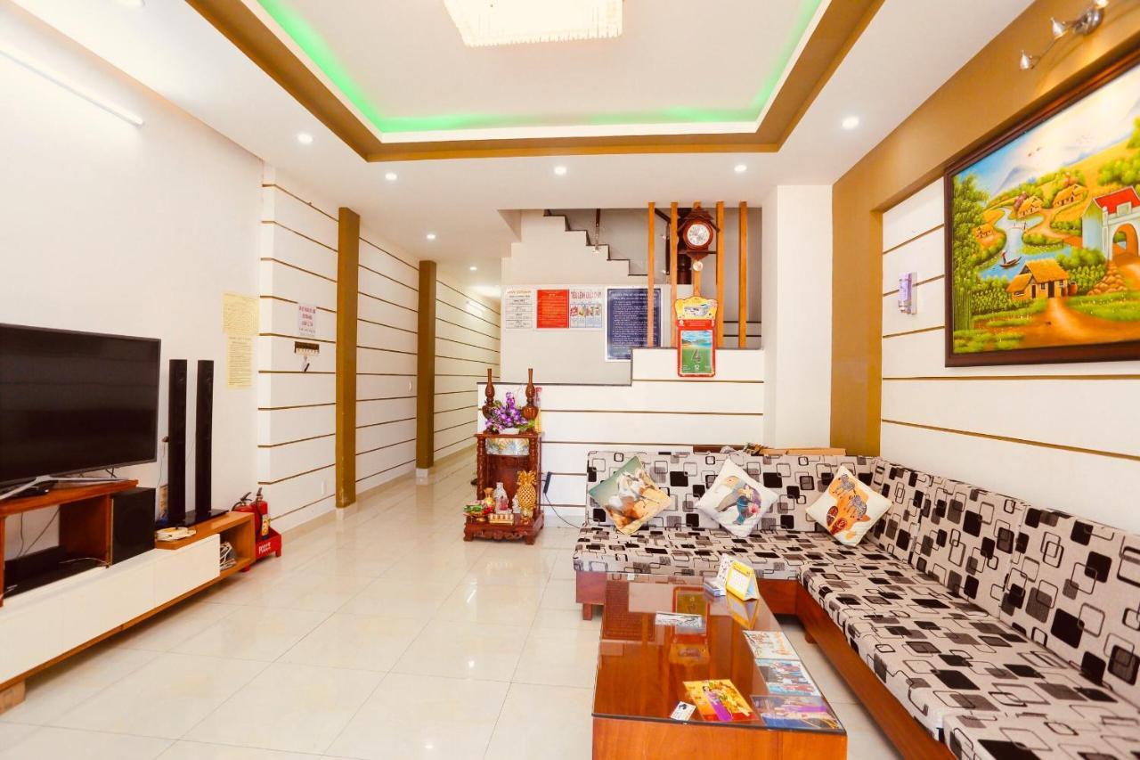 Hotel Duc Thanh Chi Khu Co Ong Exterior photo